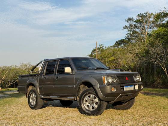MITSUBISHI L200 2.5 GLS 4X4 CD 8V TURBO DIESEL 4P MANUAL